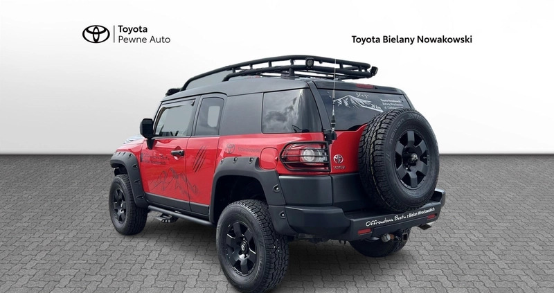 Toyota FJ cena 189000 przebieg: 121536, rok produkcji 2012 z Rzepin małe 379